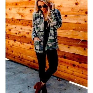 NEW in package button down camo jacket small